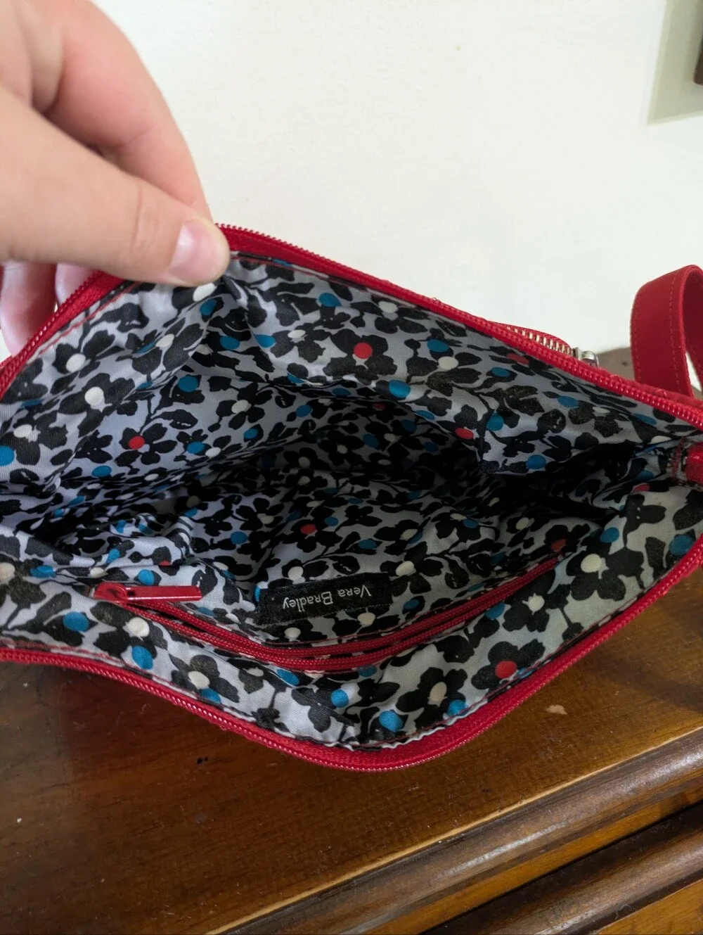 Vera Bradley Red Quilted RFID Little Hipster Crossbody Bag Classy Vibrant Style